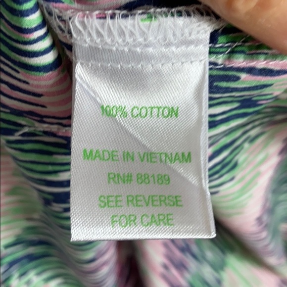 LILLY PULITZER
BUTTON-DOWN MULTI-CURVES SHIRT - Picture 8 of 8